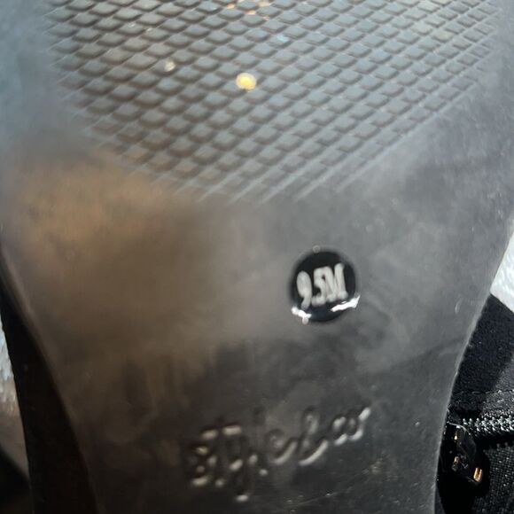 Zolaa 9.5 Block-Heel Booties Western Zip up Booties - Picture 3 of 13